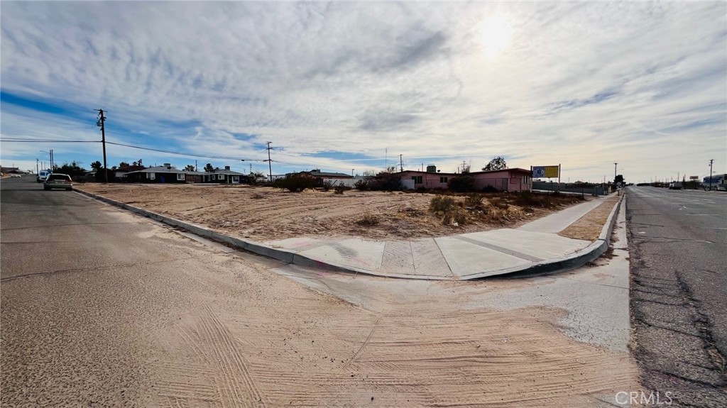 main property photo 15