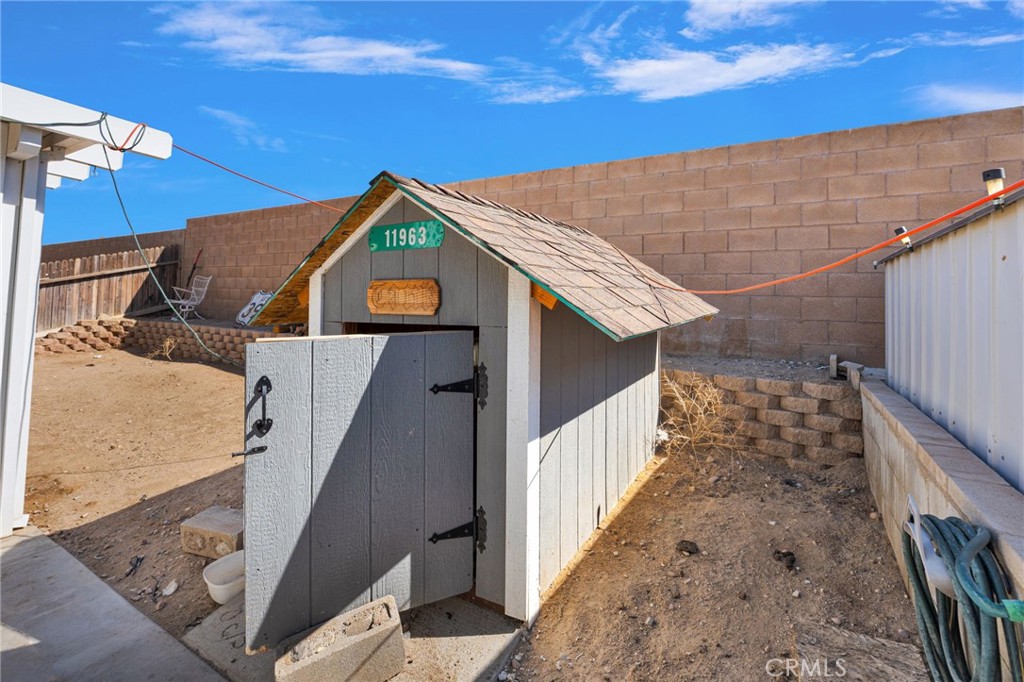main property photo 37