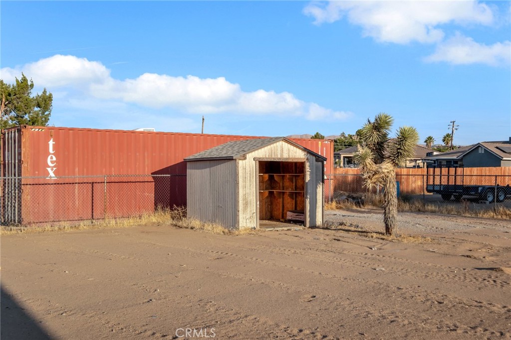 main property photo 41