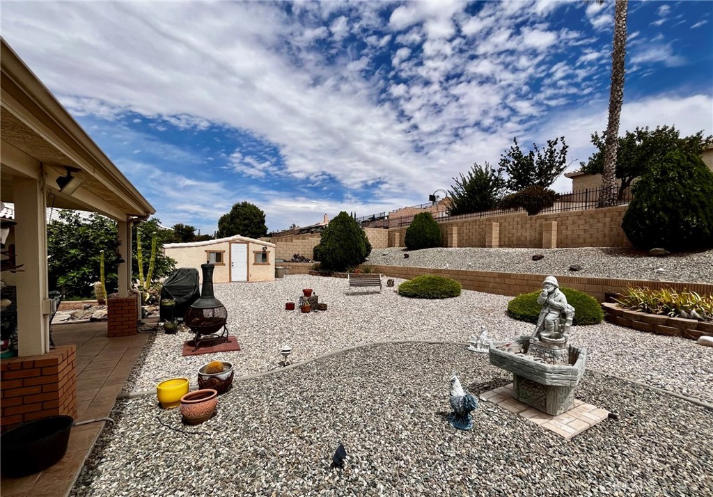 main property photo 10