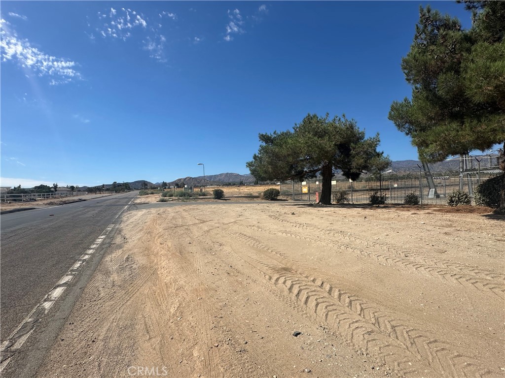 main property photo 11