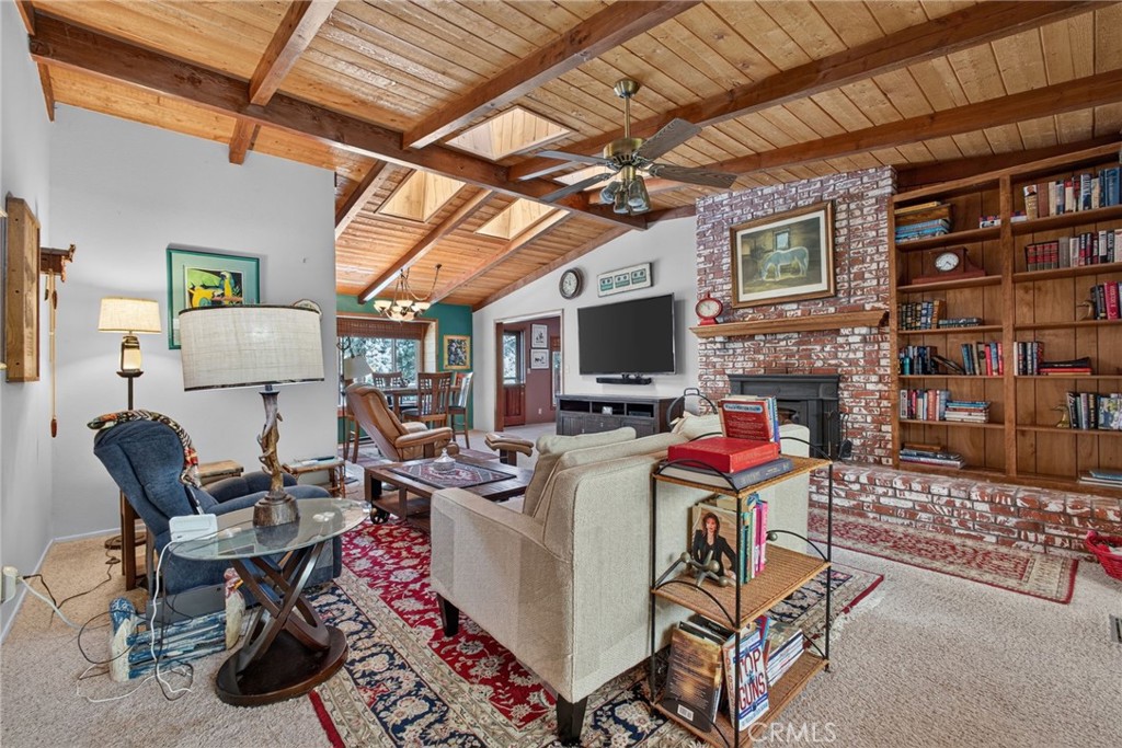 main property photo 19
