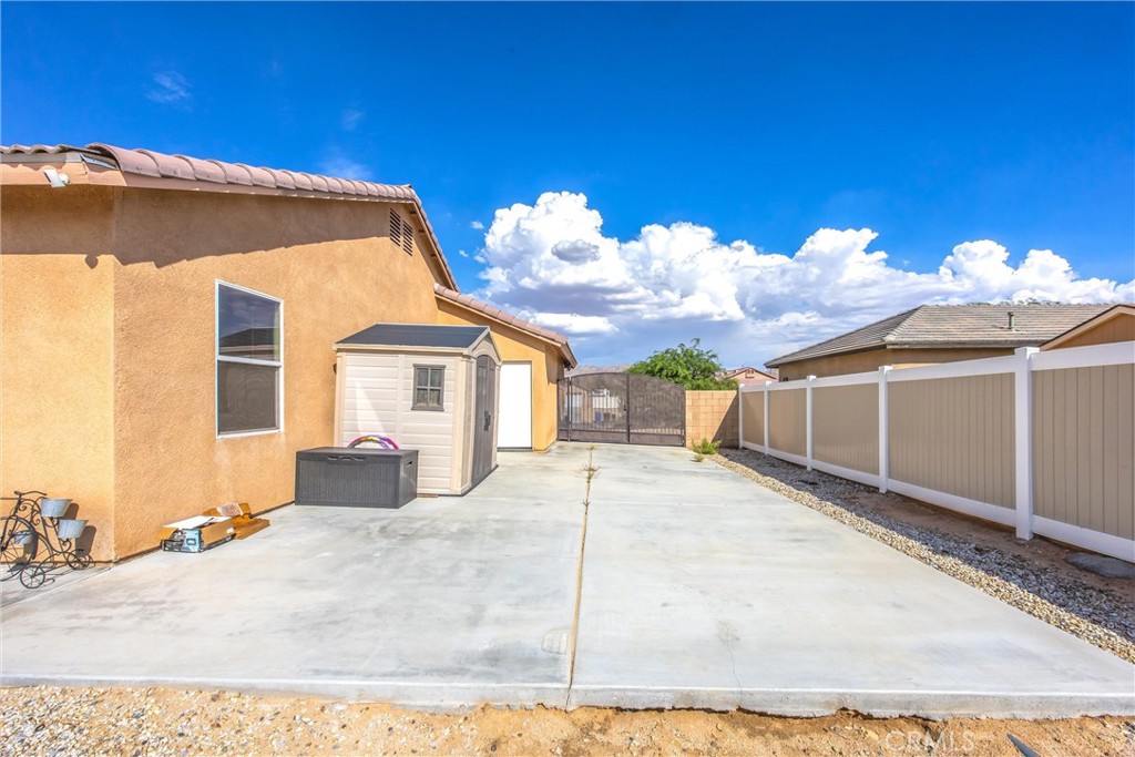 main property photo 18
