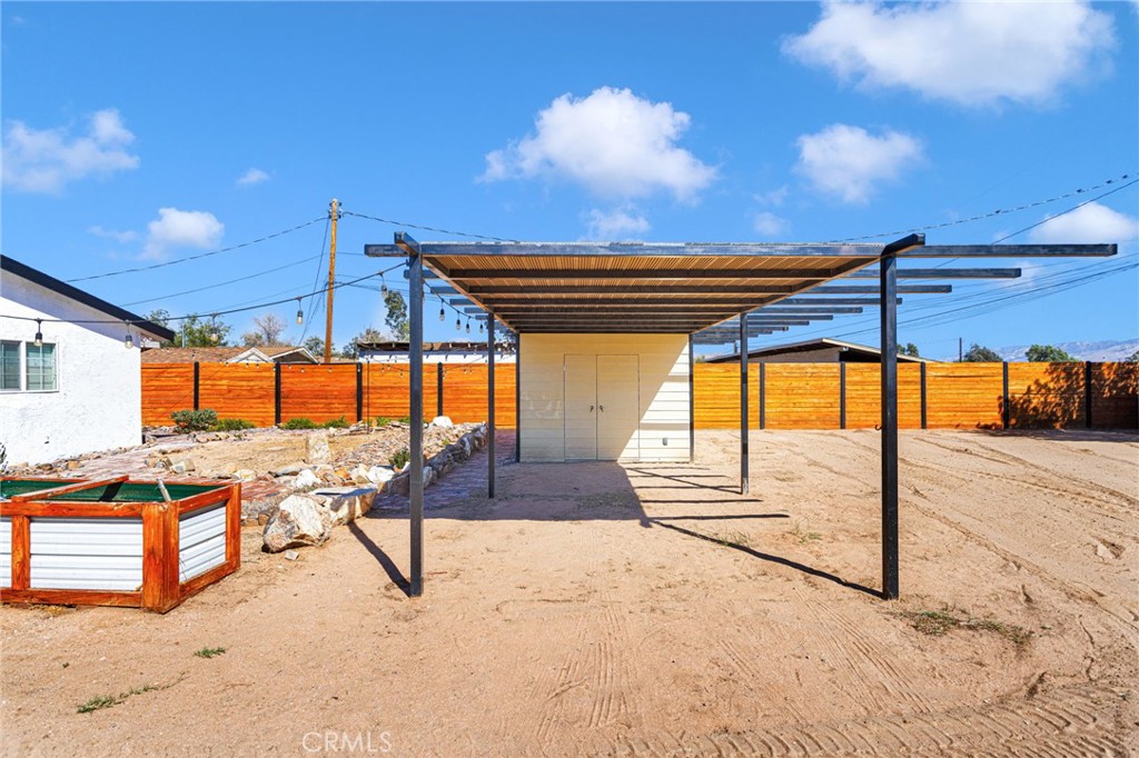 main property photo 47
