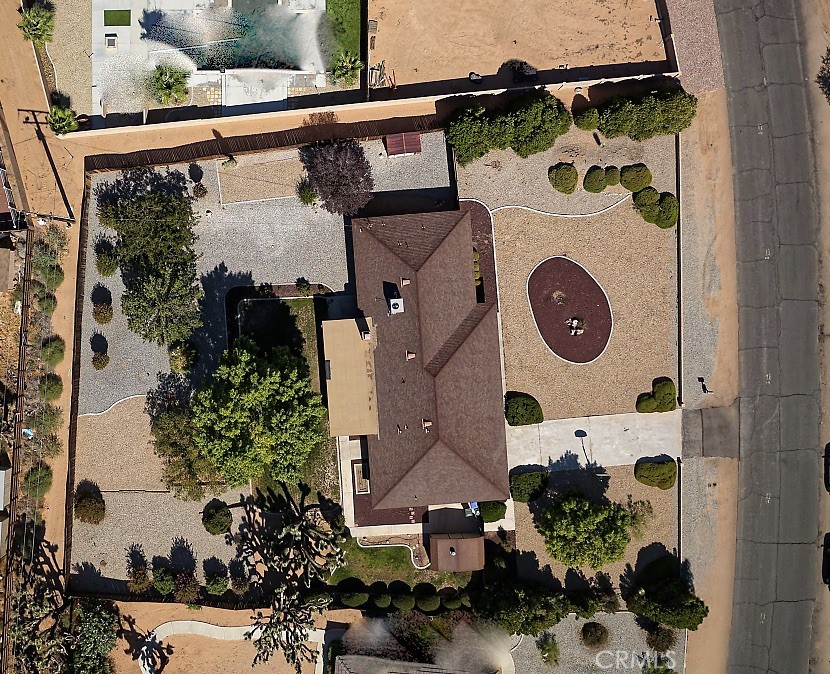 main property photo 50