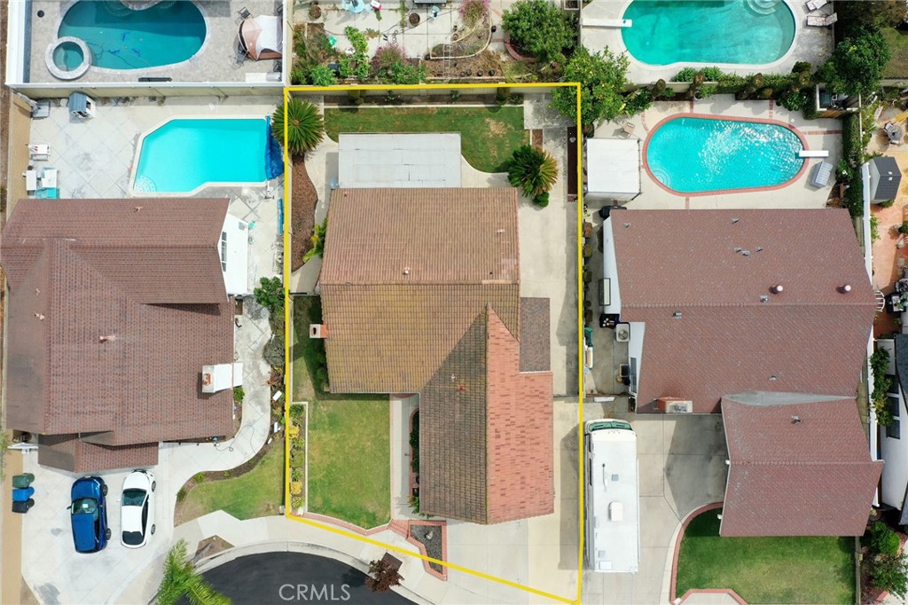 main property photo 29