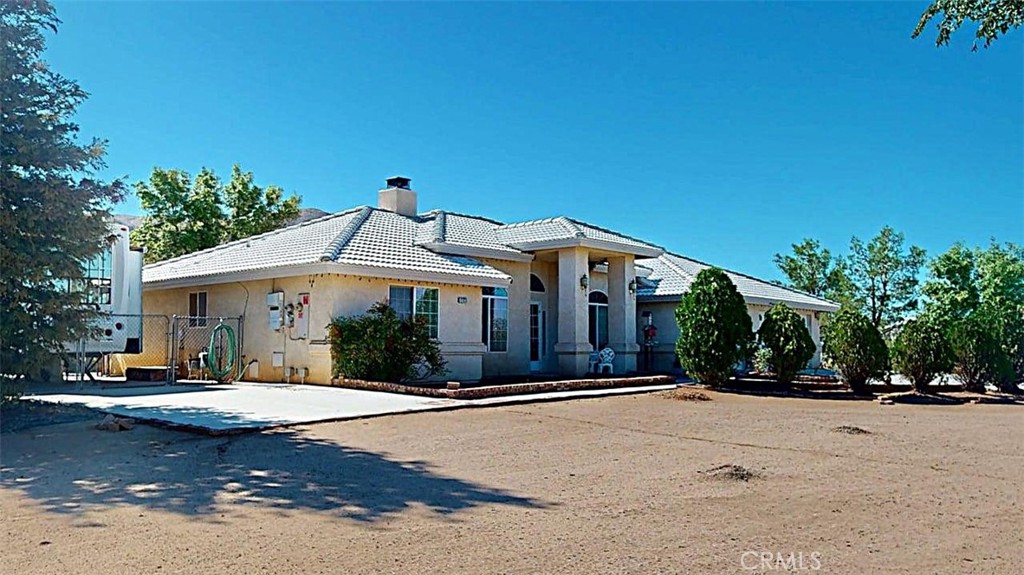 main property photo 4