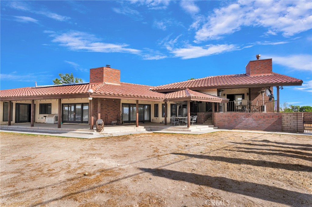 main property photo 50