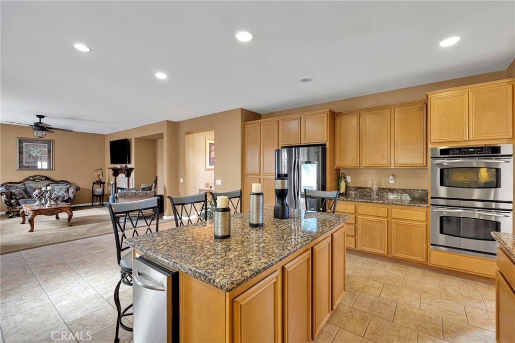 main property photo 16
