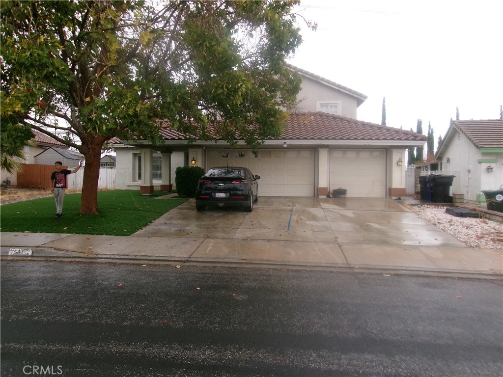 main property photo 7