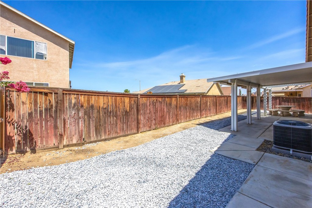 main property photo 30