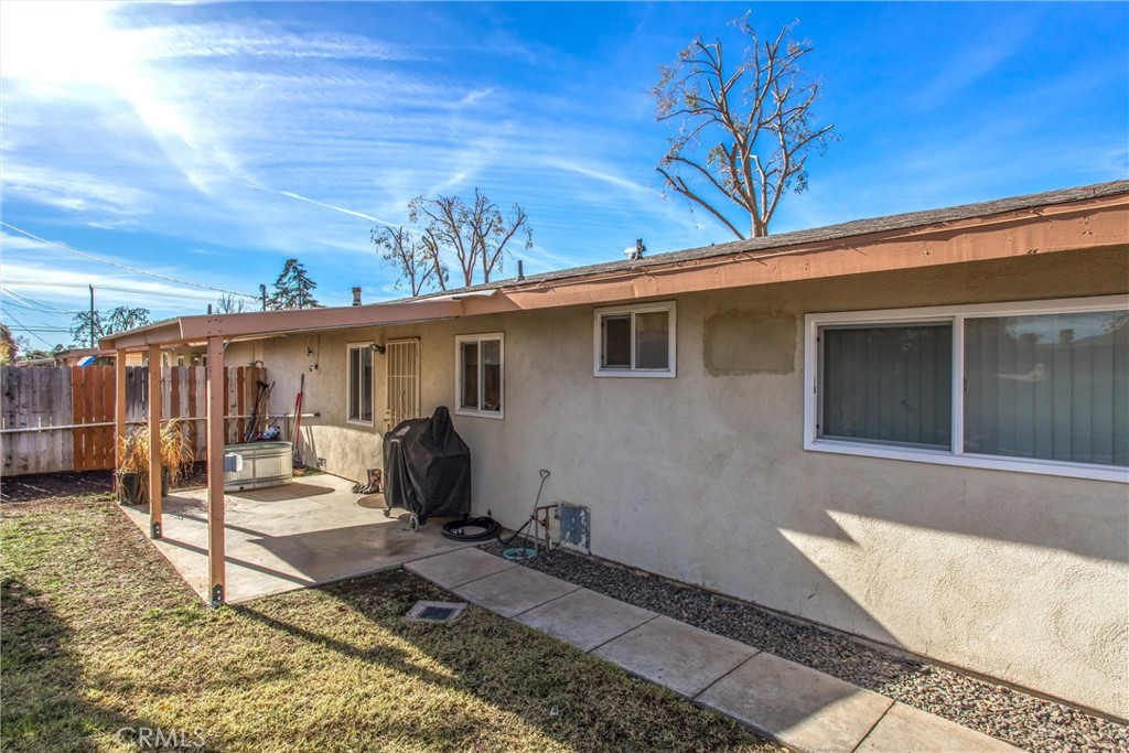 main property photo 16