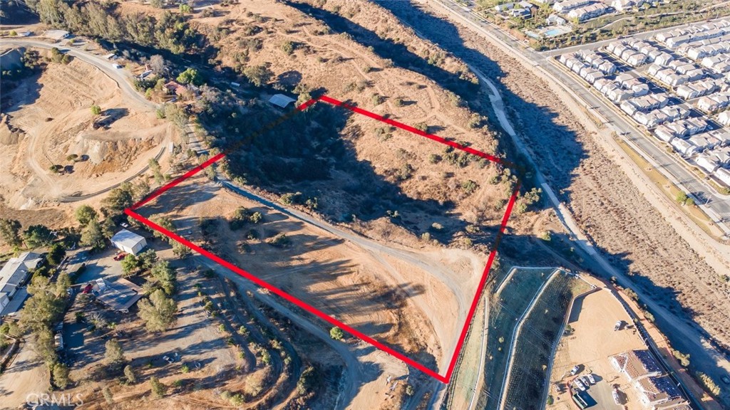 main property photo 12