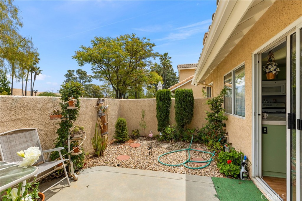 main property photo 12