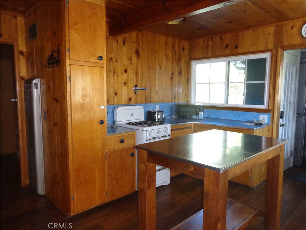 main property photo 39