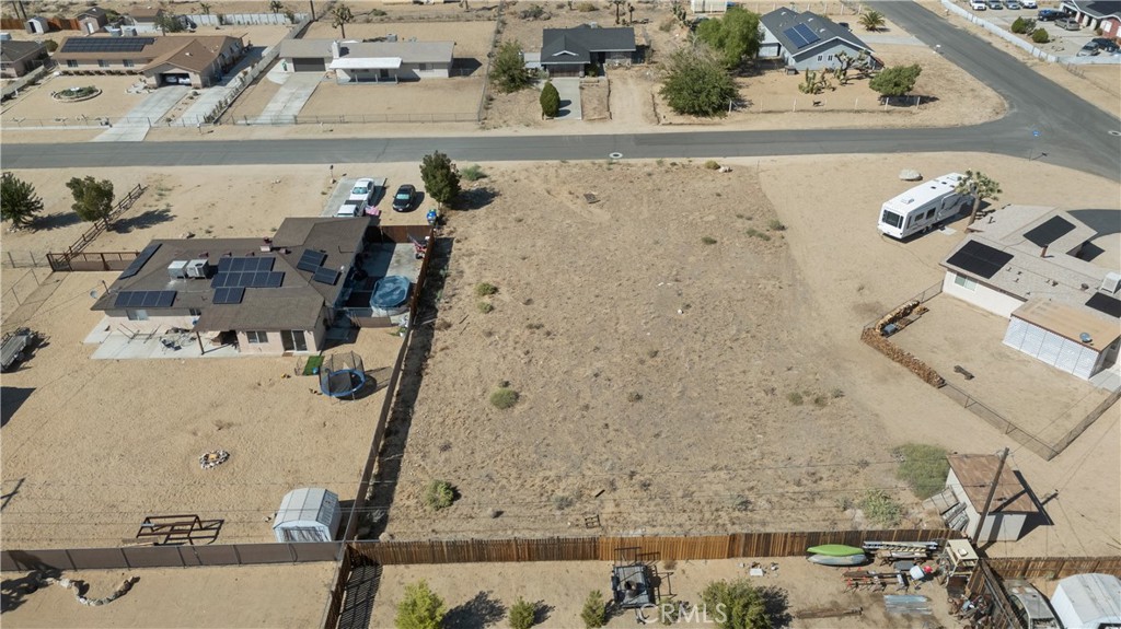 main property photo 6