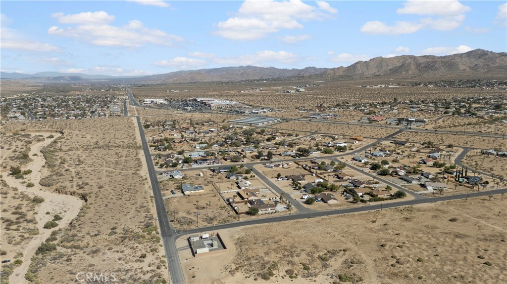 main property photo 7