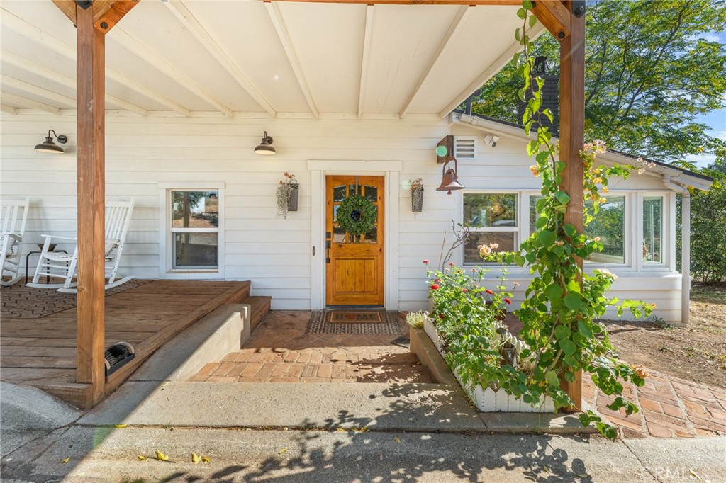 main property photo 6