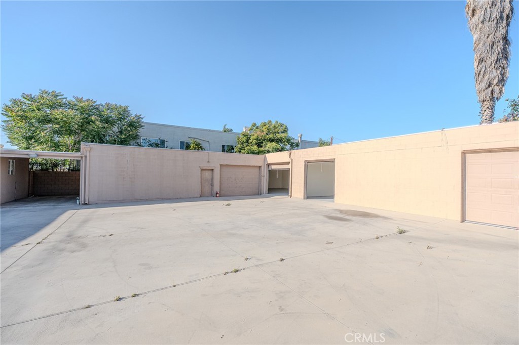 main property photo 50