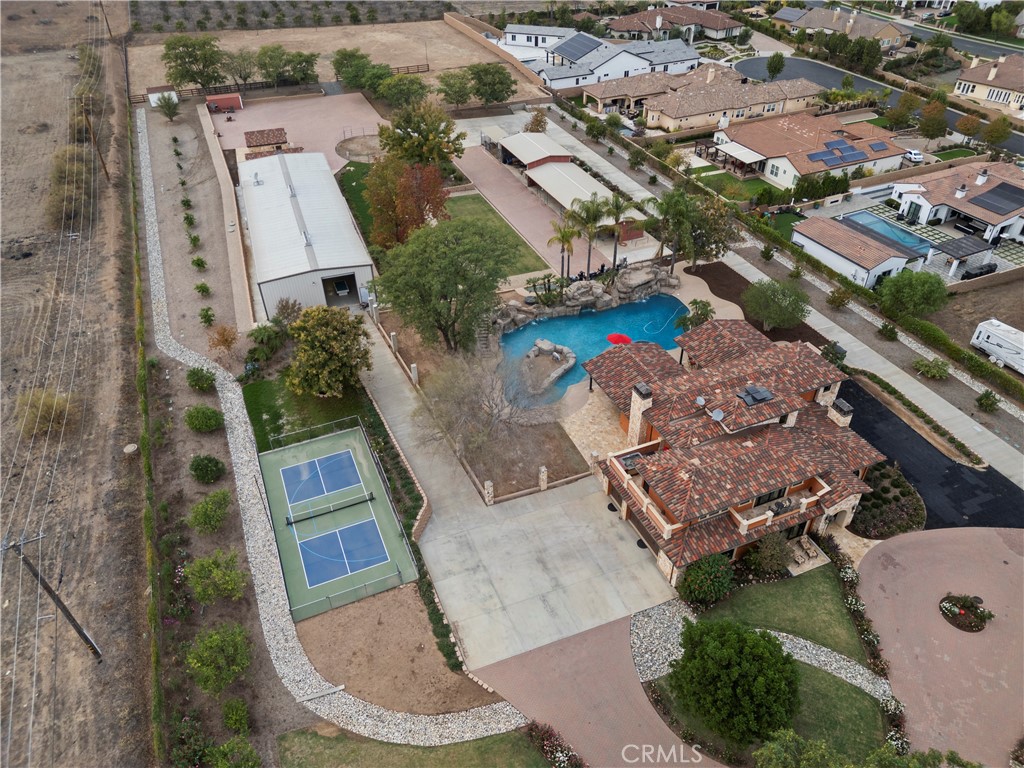 main property photo 70