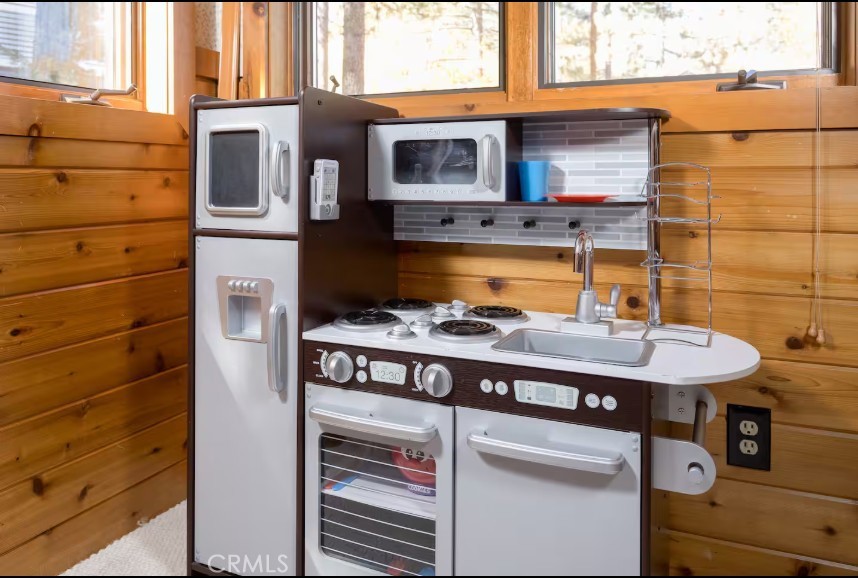 main property photo 71