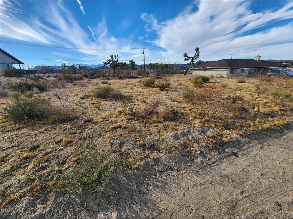main property photo 5
