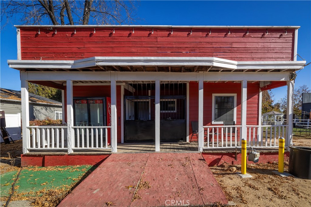 main property photo 6
