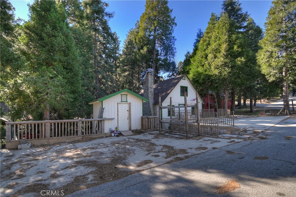 main property photo 37