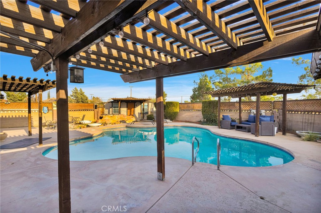 main property photo 58