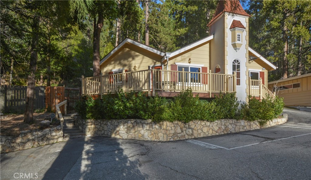 main property photo 22