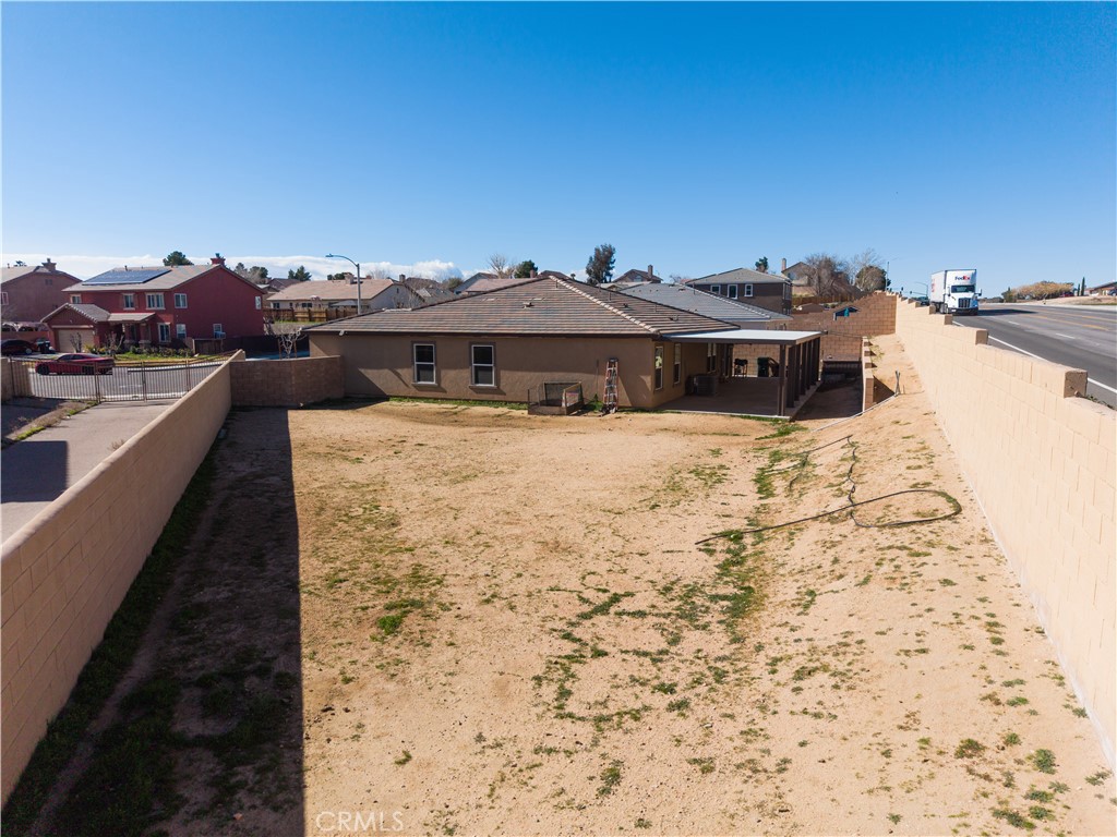 main property photo 28
