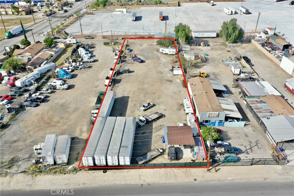 main property photo 8