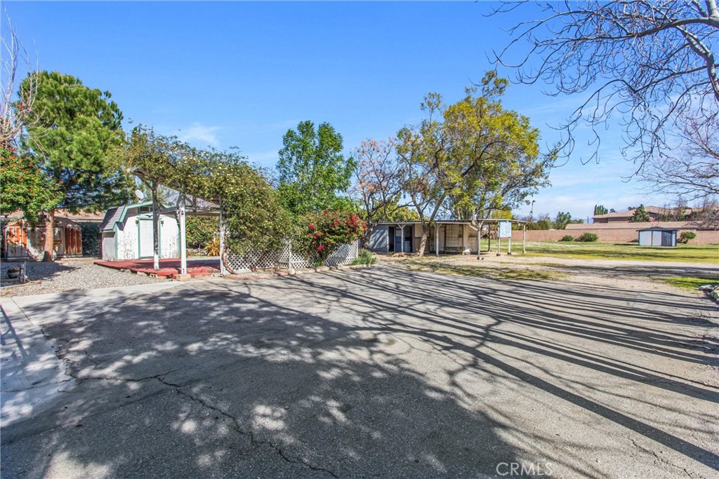 main property photo 19