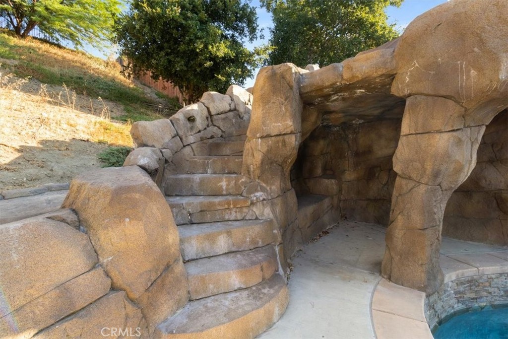 main property photo 51