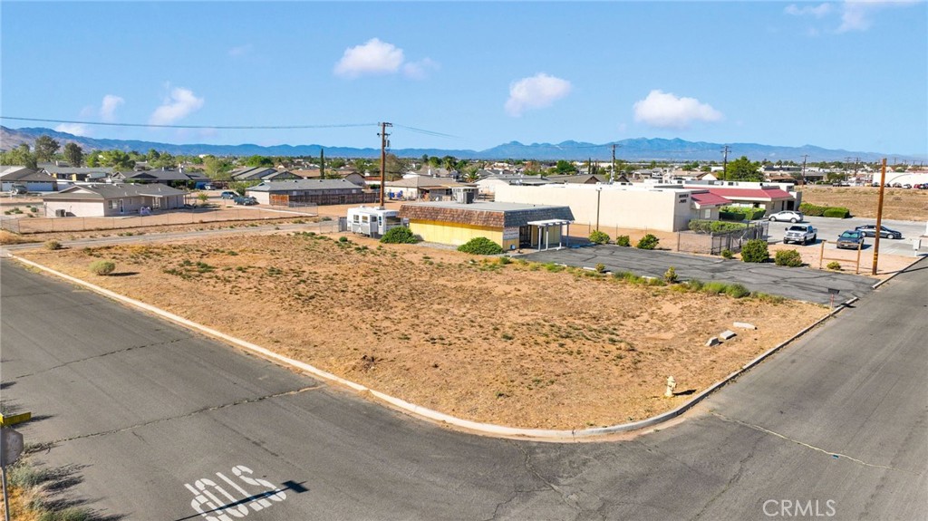 main property photo 10