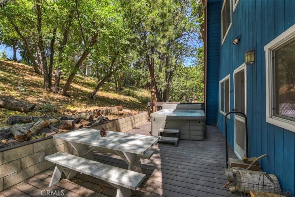 main property photo 18