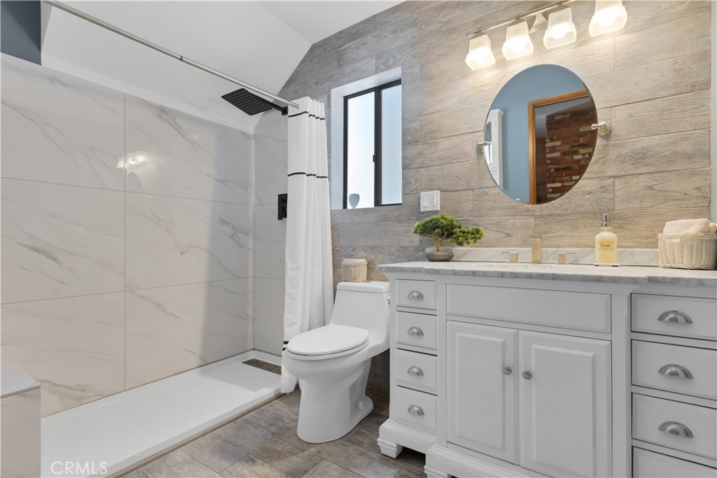 main property photo 63