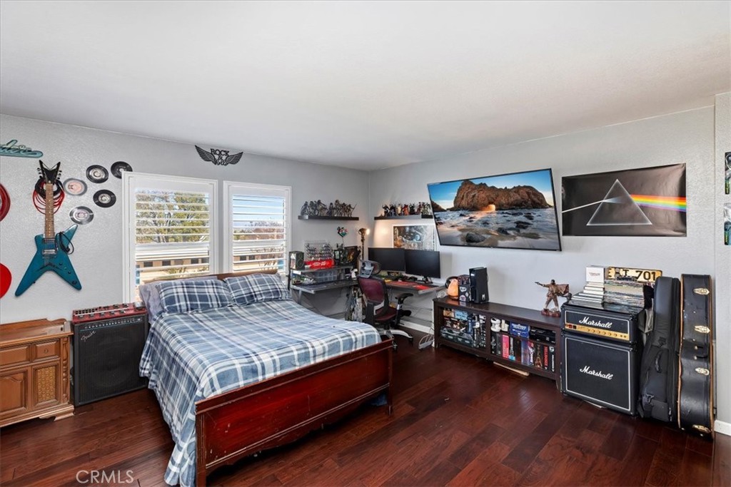 main property photo 27
