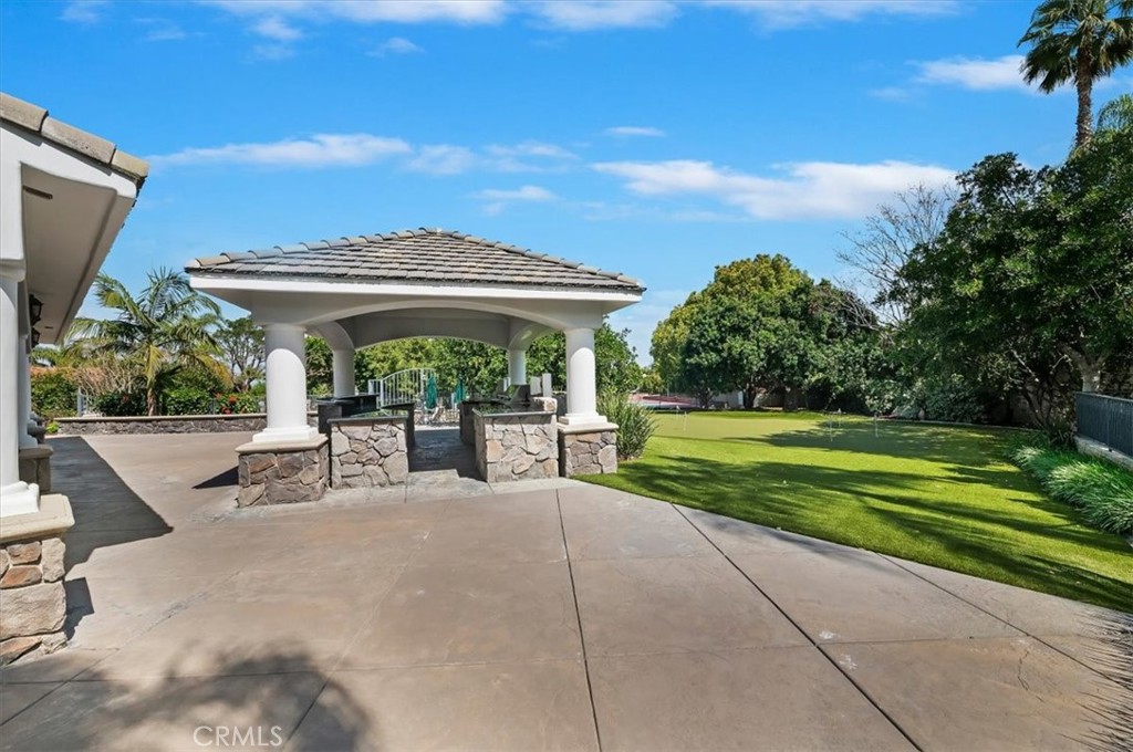 main property photo 65