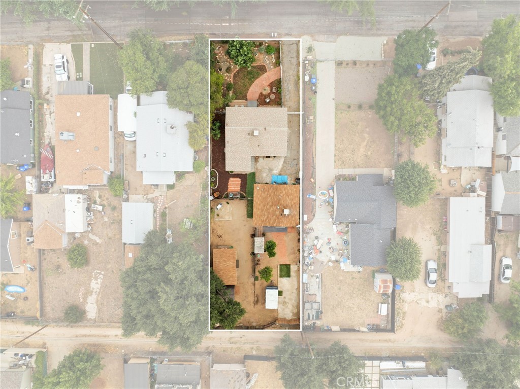 main property photo 9