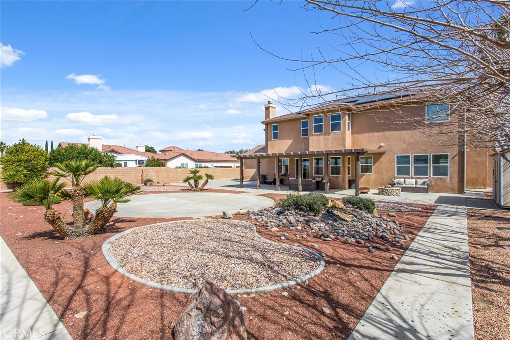 main property photo 30