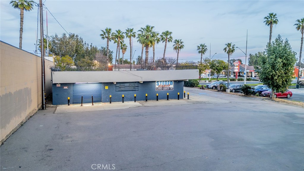 main property photo 13