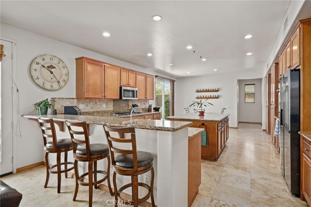 main property photo 16