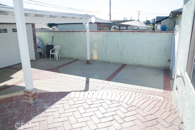 main property photo 50