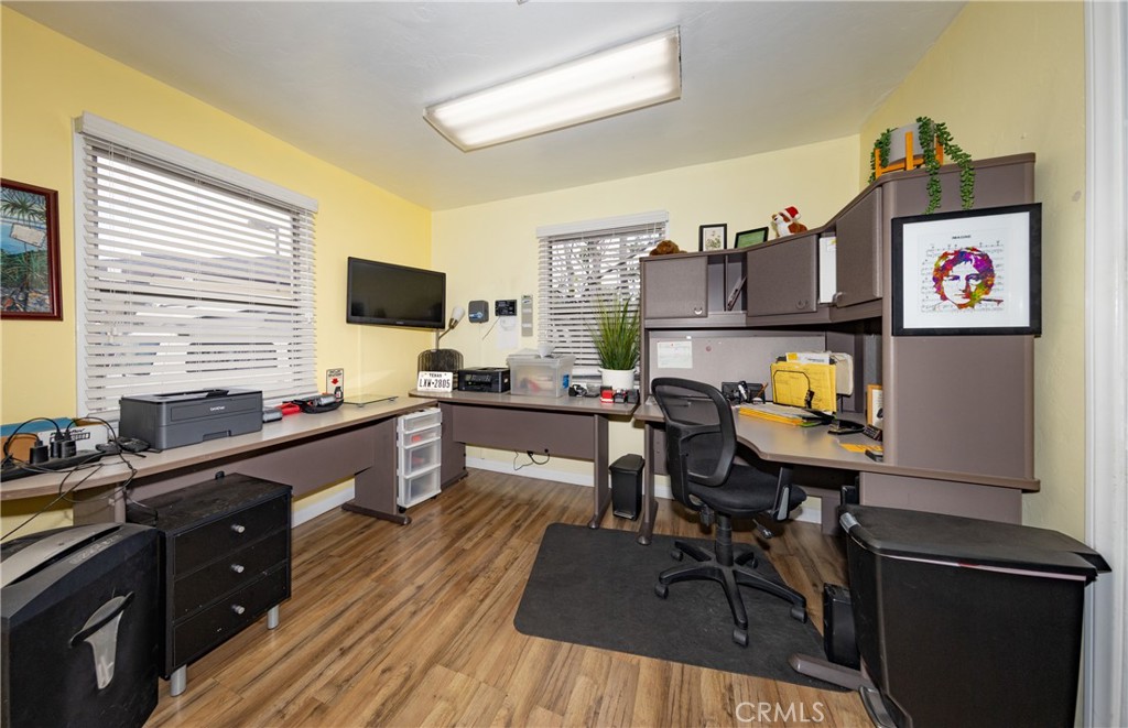 main property photo 18