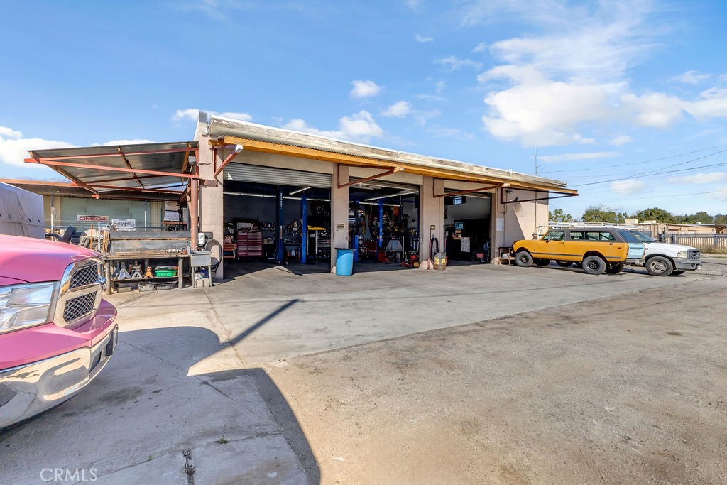 main property photo 21