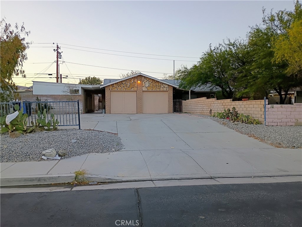 main property photo 4