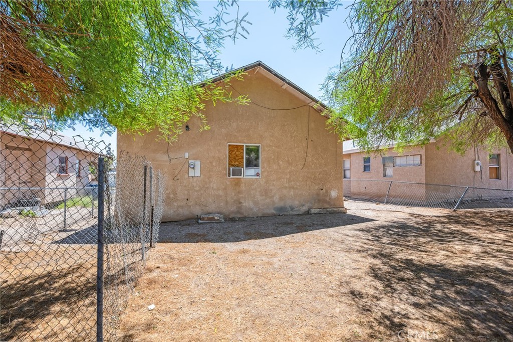 main property photo 23