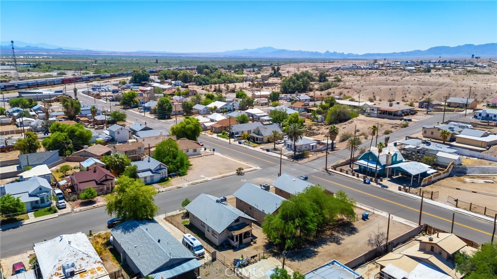 main property photo 40