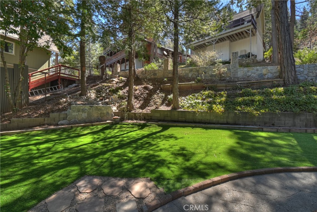 main property photo 32